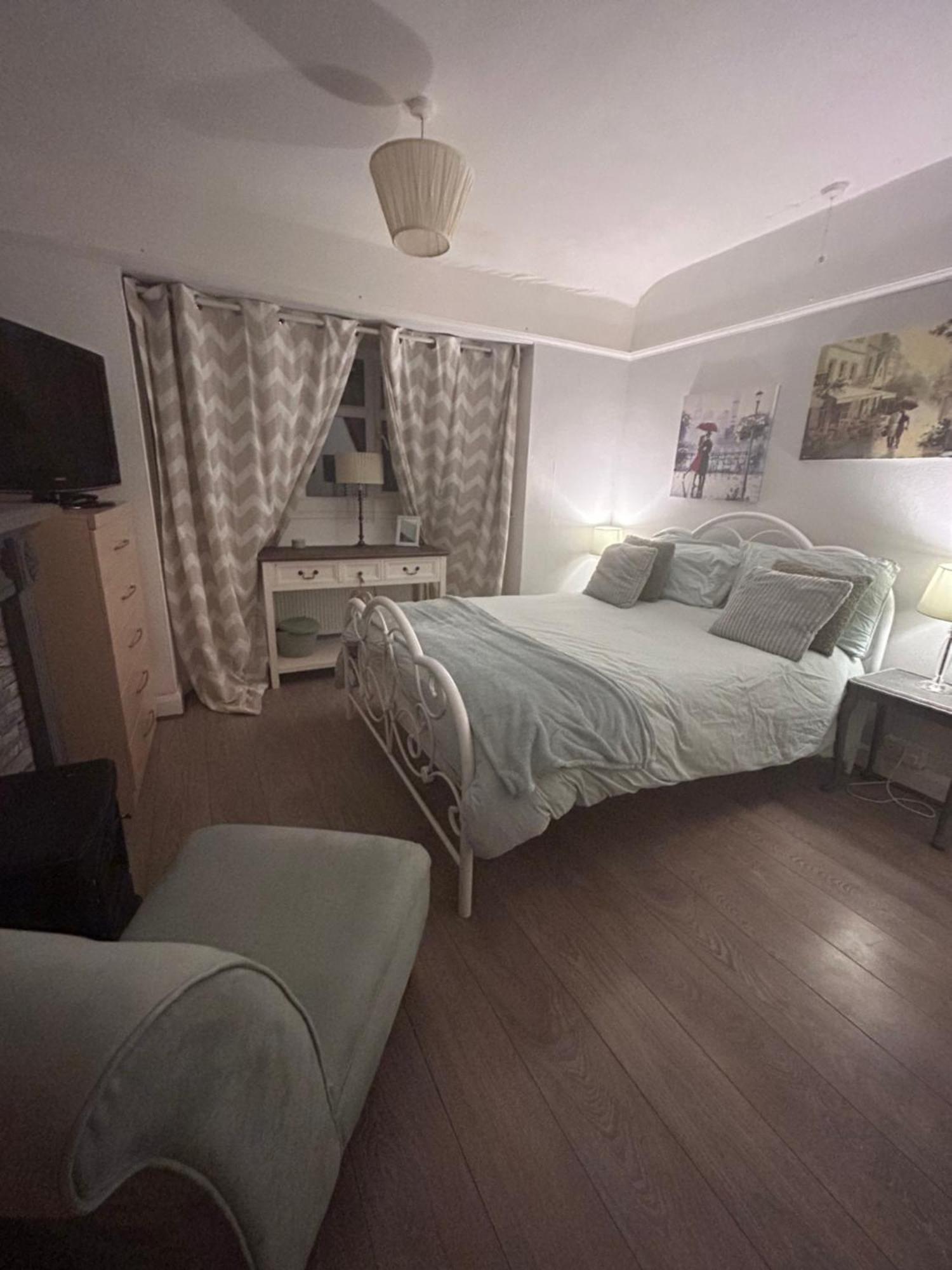 Redditch Rest Near Town Centre & Transport Links Apartman Kültér fotó