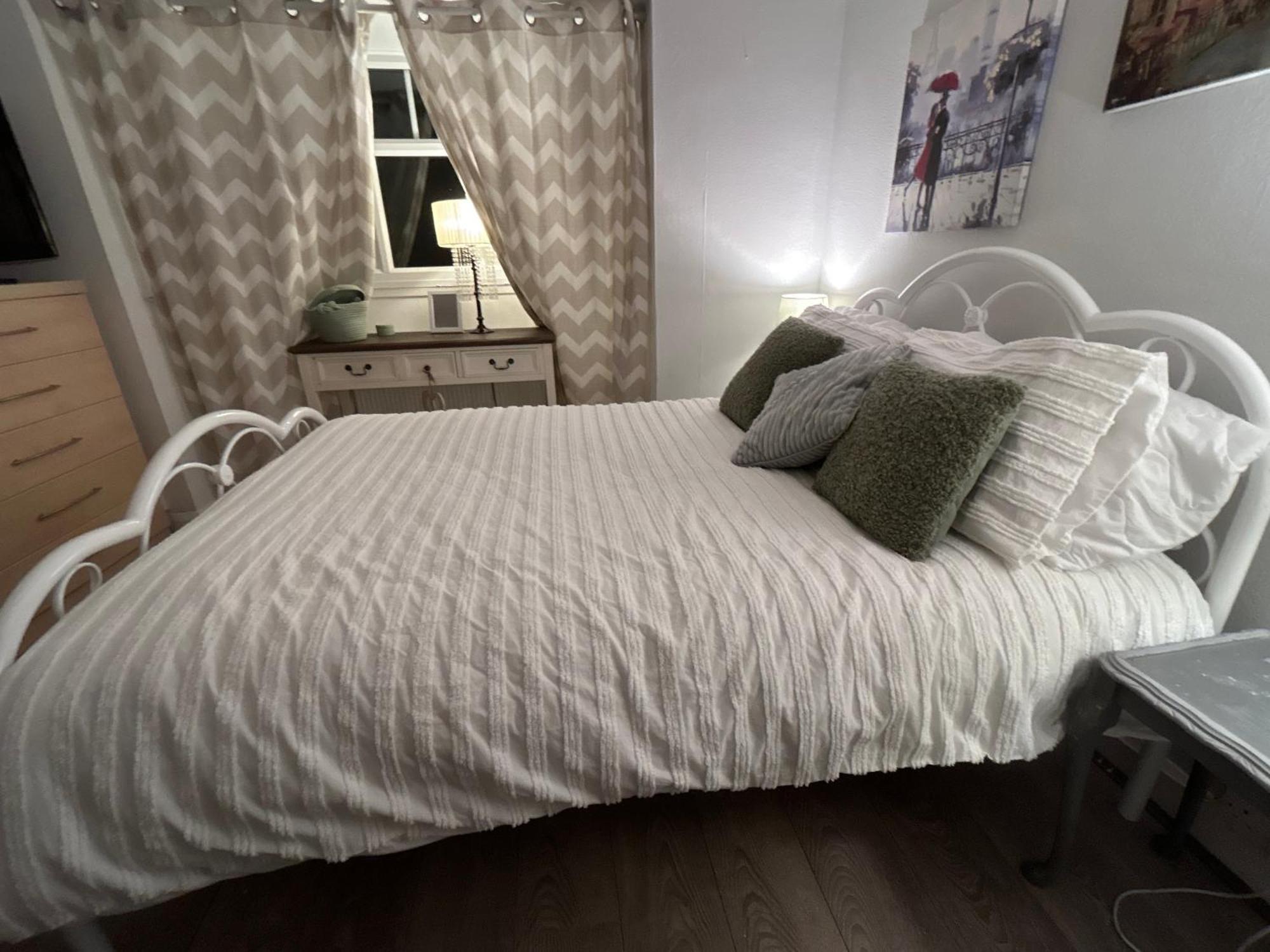 Redditch Rest Near Town Centre & Transport Links Apartman Kültér fotó