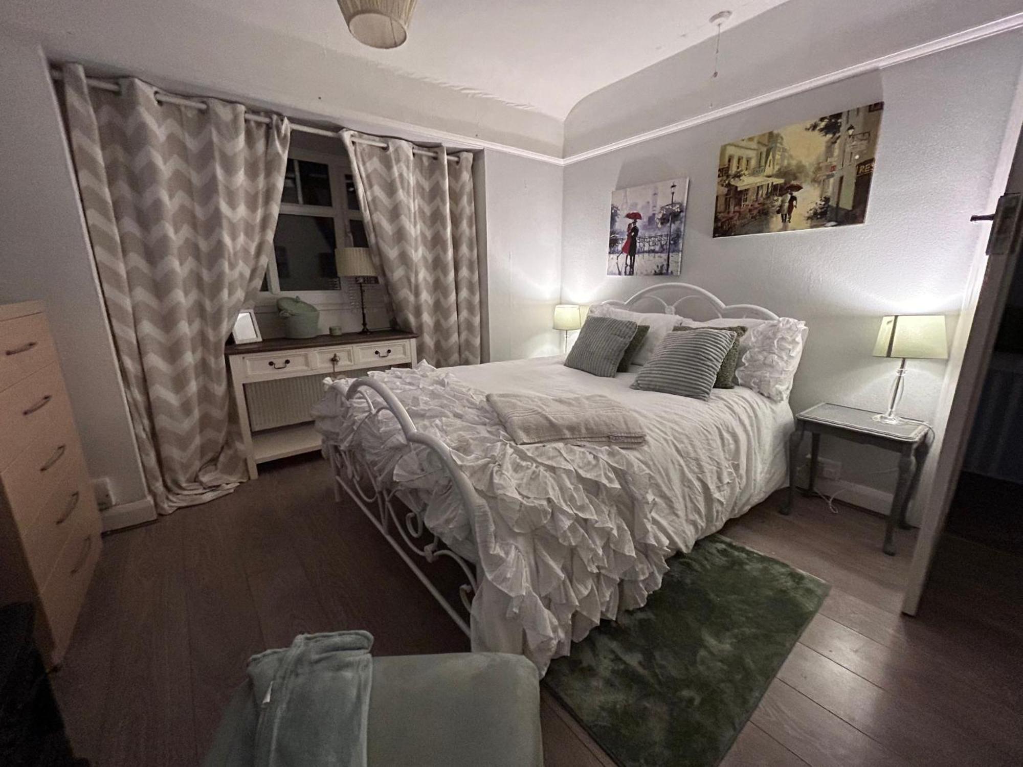 Redditch Rest Near Town Centre & Transport Links Apartman Kültér fotó