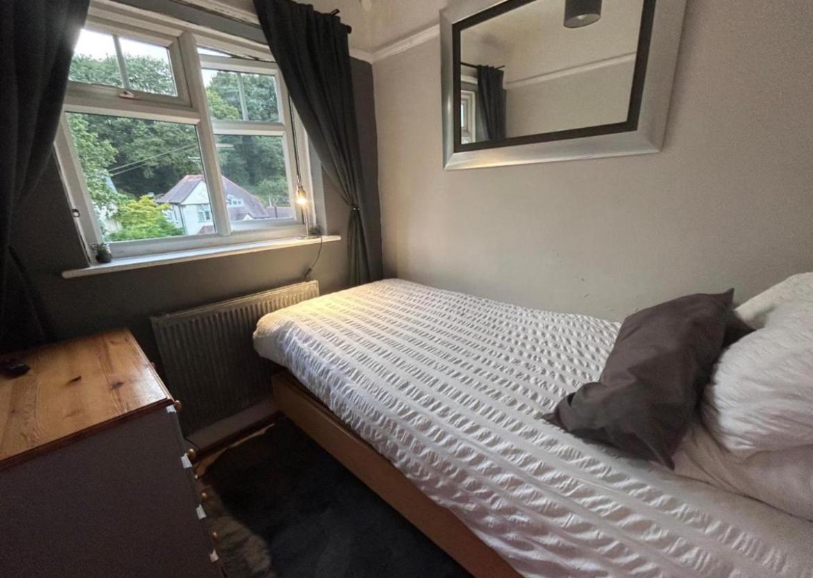 Redditch Rest Near Town Centre & Transport Links Apartman Kültér fotó