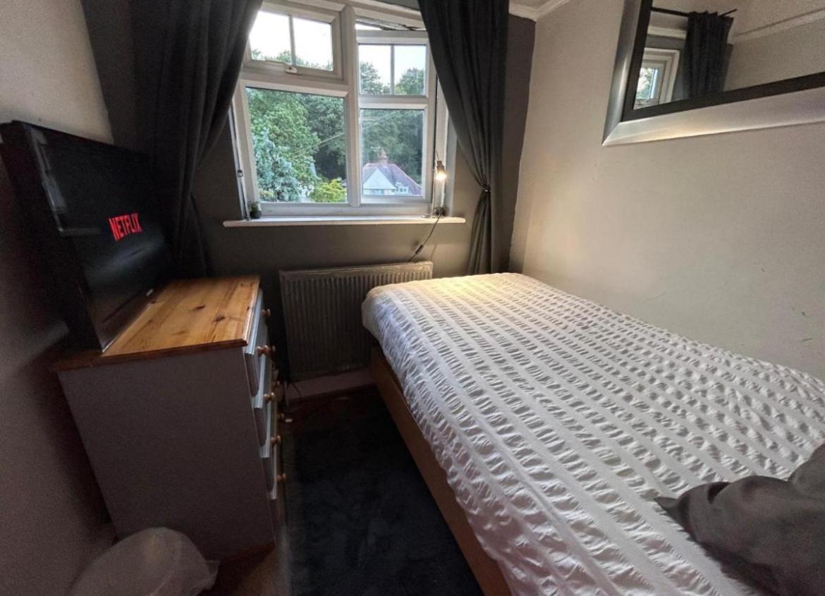 Redditch Rest Near Town Centre & Transport Links Apartman Kültér fotó